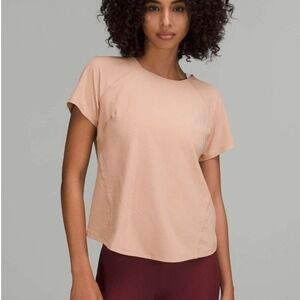 Lululemon Short Sleeve Athletic Shirt in Pink Clay Size 2 Lightweight‎ Stretch